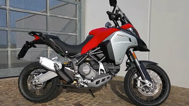 杜卡迪顶级拉力车multistrada!