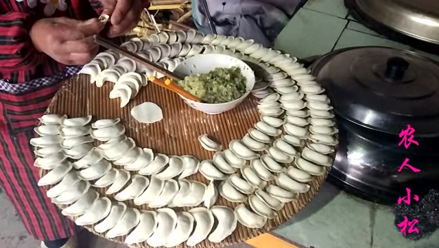 腊月二十三小年到河南正阳农村小年夜吃扁食你们吃啥