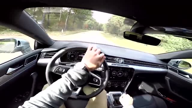 试驾2018款大众cc,用弹射起步才知道2.0t动力有多猛