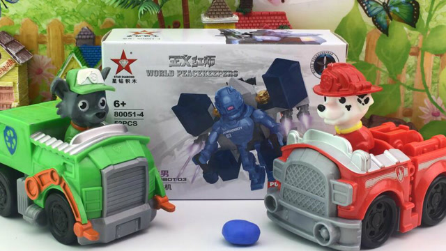 狗狗巡逻队星钻积木正义红师玩具战机