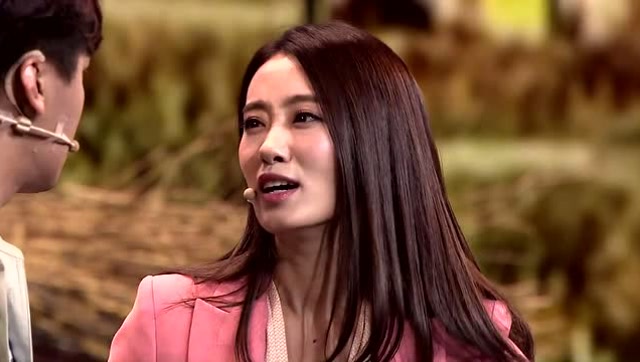 张小斐卜钰小品《笑看风云》,真是演技在线!