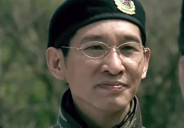 我是特种兵:两个人都是高手,何志军棋胜一招吧?