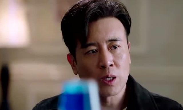 《猎毒人》交易吴雄谈条件,云鹏被逼吃下药丸