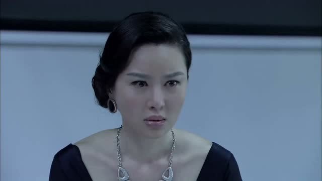 中国刑警:陈队长带人找的乔娜了解情况,这会是案情的突破口吗