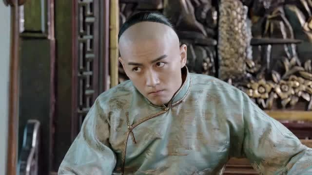 《那年花开月正圆》周老四坐立不安的来回走动,原来竟是担心周莹