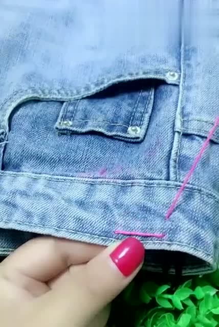 裤腰肥了不要扔,我教你这样一种隐形针法,简单还自然,很实用哦