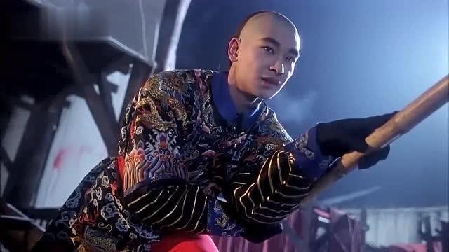九门提督鄂尔多抗击打能力真强啊和方世玉对拳疼也不承认