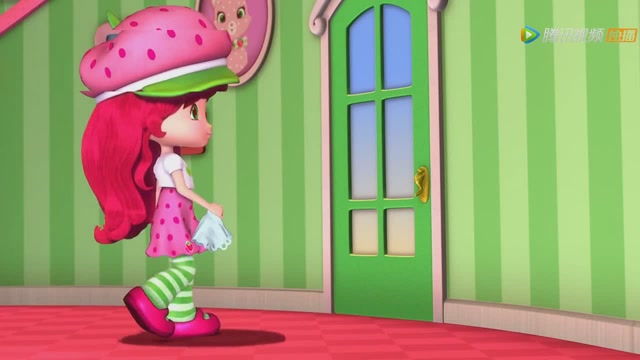 草莓甜心:草莓朵朵收到了很多菠萝,决定做菠萝果汁和蛋糕