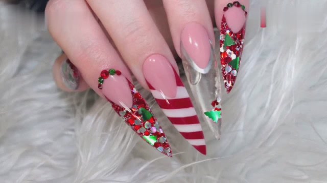 不可思议的超长美甲教程,这个圣诞节你敢不敢做一个这样的美甲?