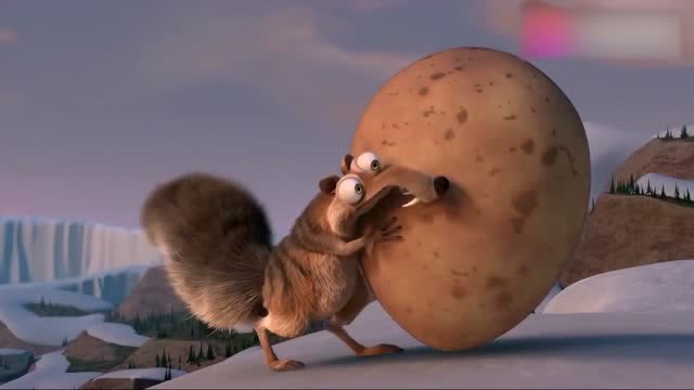 冰川时代:小松鼠把蛋当成了橡果,差点就抱走了