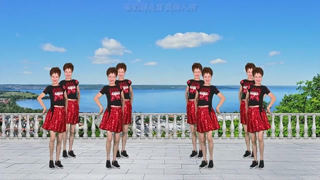 乞丐神曲《大哥大姐不差钱》32步广场舞!笑颜逐开,幽默风趣