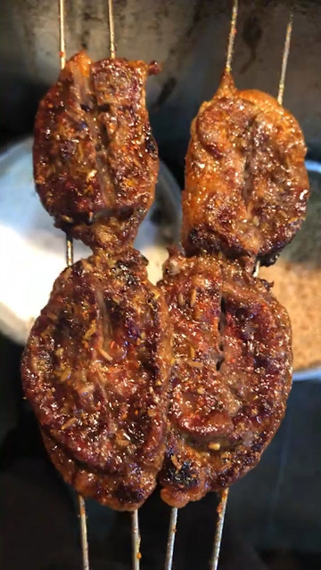 这么大两串烤腰子