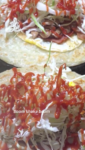 手抓饼最近两年可谓风靡夜市!