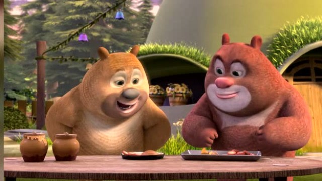 熊熊乐园:熊大熊二要给妈妈做最好吃的水果派,真是乖孩子呢