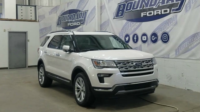 2019款福特探险者explorer,外观和内饰实拍,买不买自己拿主意