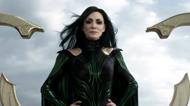 雷神3诸神黄昏:死神海拉好威风啊,要大开杀戒