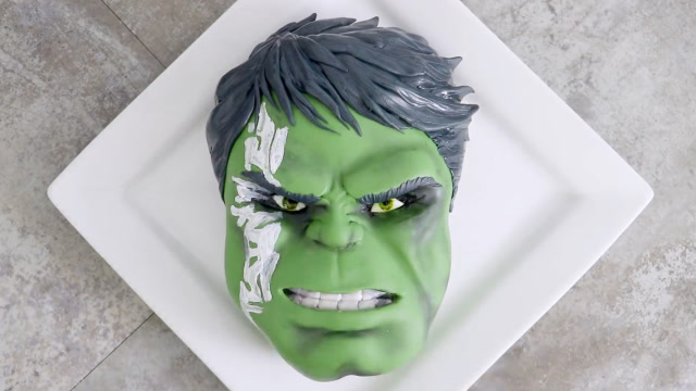 逼真的绿巨人蛋糕来袭!看完超人浩克我却连饭都吃不下啦
