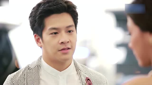 火之迷恋:小水成功吸引富二代,找低级借口接近小水,就是想泡妹!