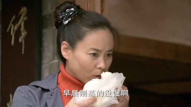 野鸭子2:招弟吃包子犯恶心,凤姐一闻,就猜出了她的秘密