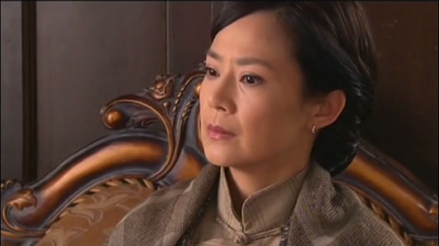 落魄夫人去见发家掌柜,谁知掌柜家都是自家以前的藏品,夫人懵了