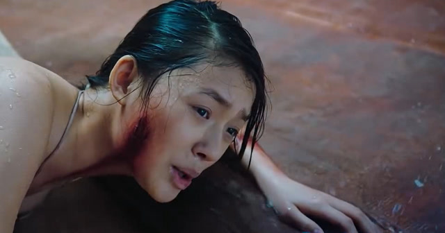 美人鱼:刘轩如约关掉声呐,人鱼全都逃进大海,这下安全了