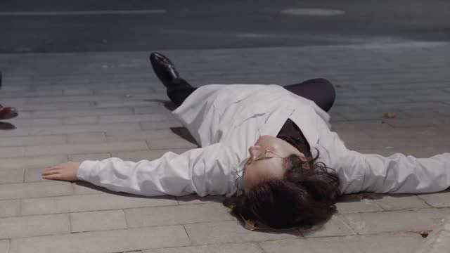 铠甲勇士:狩猎了邪灵,可炸弹即将爆炸,思诗危在旦夕