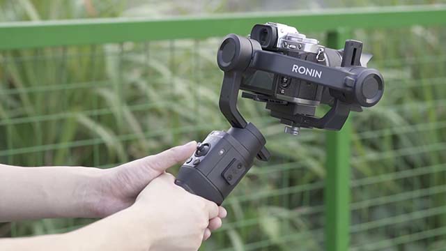 大疆如影sc测评,vlog新手千万不能错过的拍摄神器!