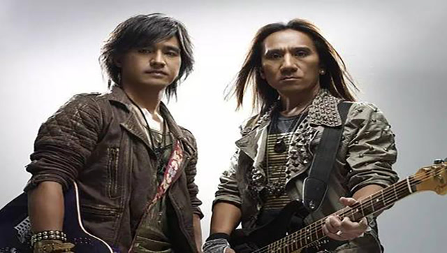 台湾摇滚乐团《动力火车》再次开嗓,观众一致要求演唱这首歌