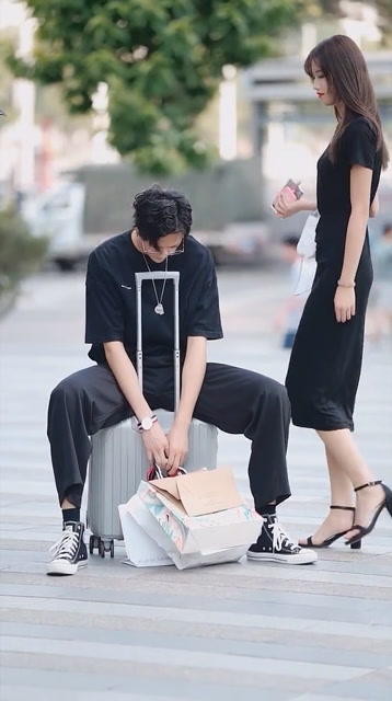 你会陪女朋友逛街吗