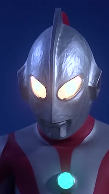 童年经典"奥特曼",初代的硫酸脸还在,可我们却回不去了!