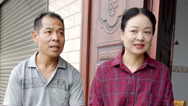 爆笑三江锅;三三喜提新车去岳父家炫耀,结果笑尿了