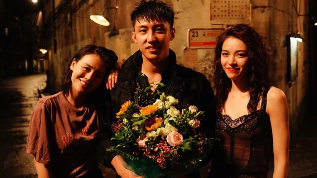 《荞麦疯长》定档8月25日,黄景瑜马思纯钟楚曦聚焦小人物的奋斗