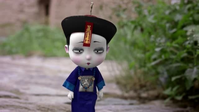 叫我僵小鱼:小鱼这是有多困呀,走路连眼睛都睁不开!