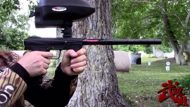 近距离观看真人cs中的彩蛋枪如何使用工作