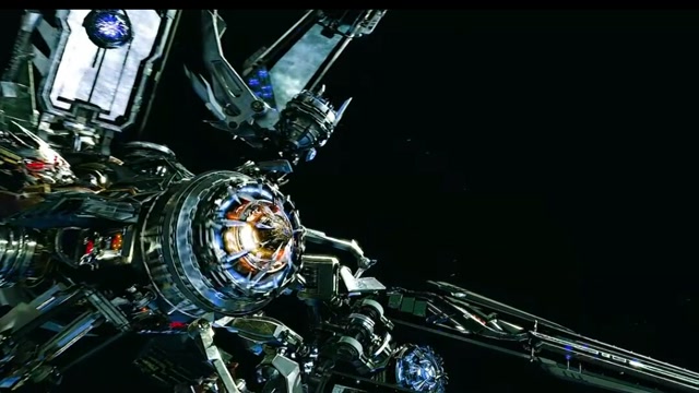 潜伏在卫星的这个变形金刚是叫啥?