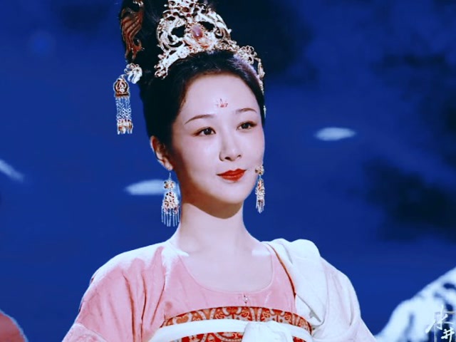 杨紫文成公主造型图片