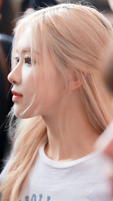 blackpink——rosé篇,肉肉的侧颜好美,爱了爱了!