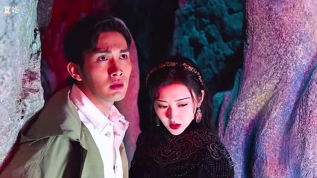 司藤:沈银灯显出赤伞真身,司藤秦放上演苦肉计,合力制服赤伞