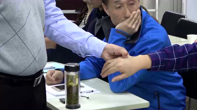 张一圣-玄针八卦治疗颈椎病手法演示