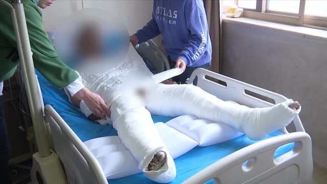 男子送货不慎掉入硫酸亚铁池全身重度烧伤,多部门介入调查!