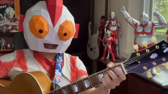 悲壮改编《艾斯奥特曼之歌》,国语中字不插电版