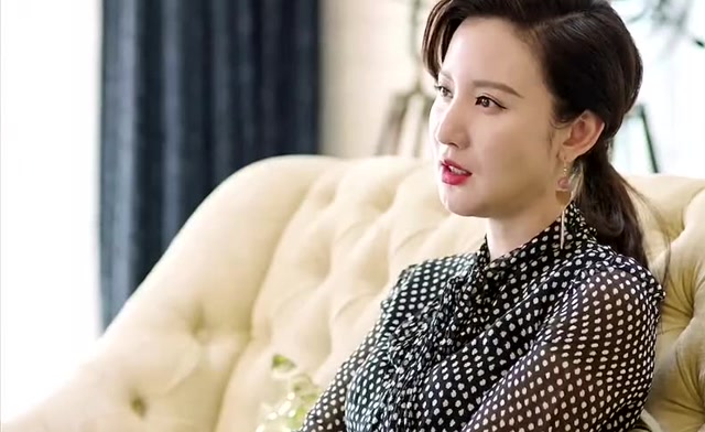 英树得知五年前的真相,找到陶菲儿帮忙追小挺!