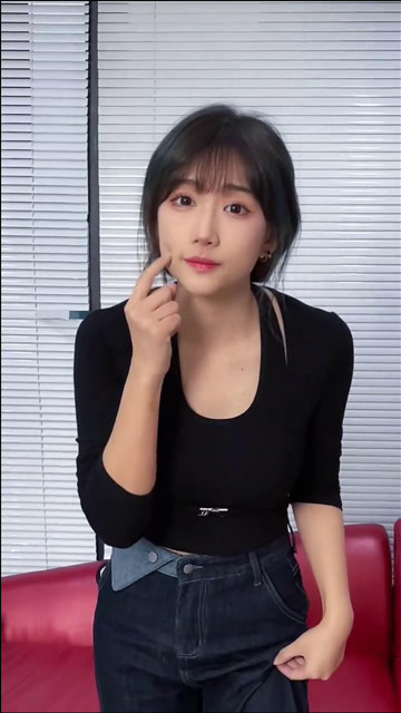 你画我猜游戏紫然比划的秒懂也就算了钟婷的答案能猜成这样可就过分了