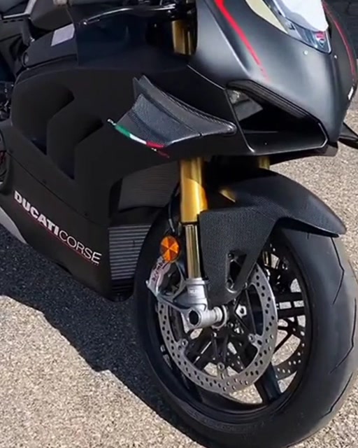 杜卡迪panigale v4sp重机车