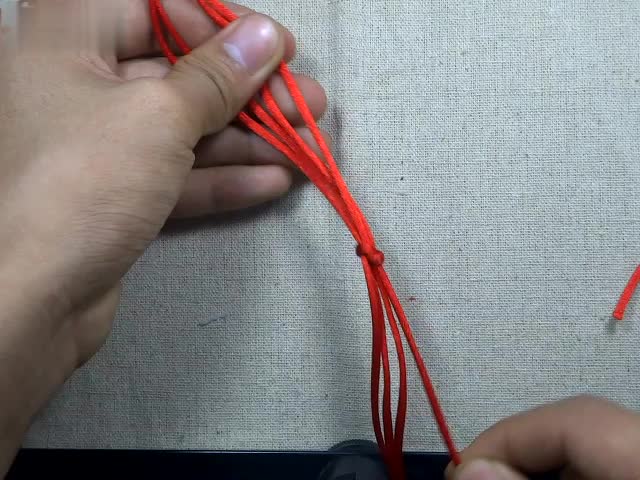 反手结的编法