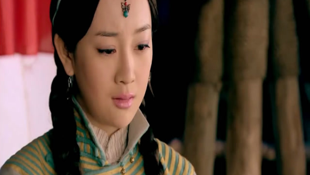 《美人无泪》卓林不顾一切向海兰珠下跪求婚,海兰珠喜极而泣