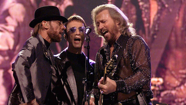 双胞胎三兄弟组成乐队,竟然风靡欧州乃至全世界