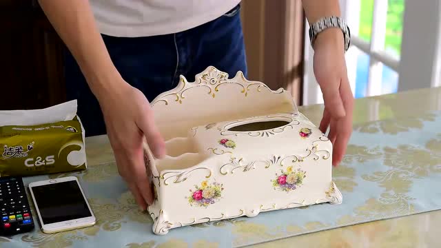 in尚坊淘宝工作室视频制作—象牙瓷纸巾盒