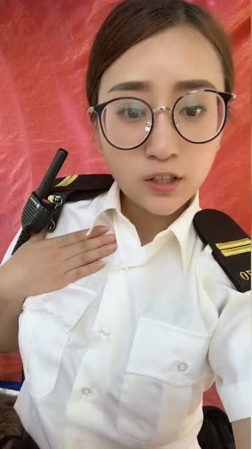 慕小蕾拍戏视频