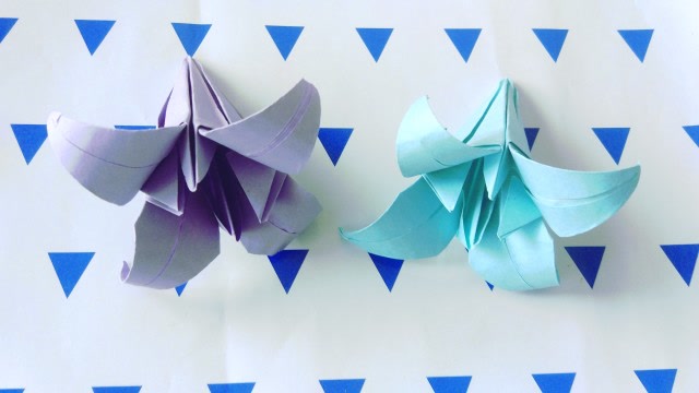 1张纸就能折出漂亮的鸢尾花,女孩子都喜欢,手工折纸视频